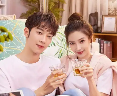  又一部姐弟恋新剧开机,男女主相差13岁,拍摄情侣写真太甜了