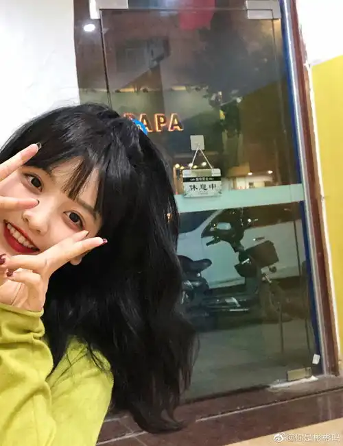  日系清新可爱小姐姐,初恋般的感觉