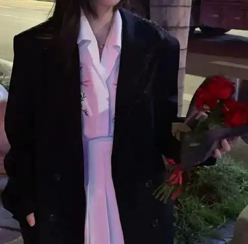头像你那么暖一定偷走了很多人的春天