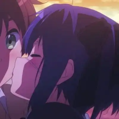  我将玫瑰藏于身后,期盼与你赴约