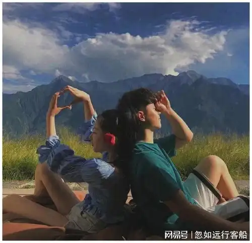  氛围感情侣头像