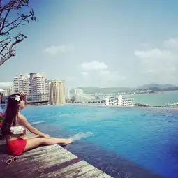 闺蜜三人同游三亚,北纬18百张美图