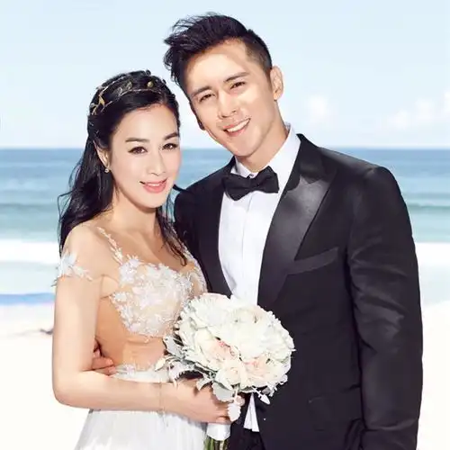 如果爱发布海报,刘宪华和陈都灵竟然组成了一对