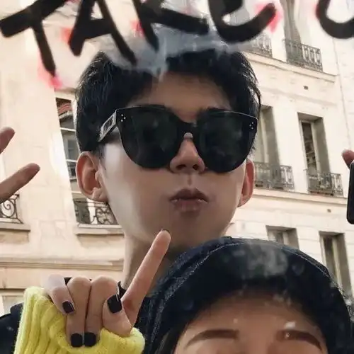  超甜腻必换上的情侣头像请签收