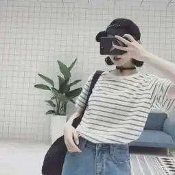  最近火了混搭风情侣头像爱你是一件事,最重要的事