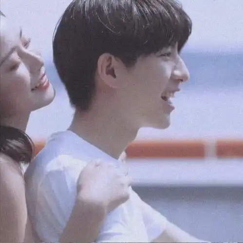  情侣头像山盟海誓