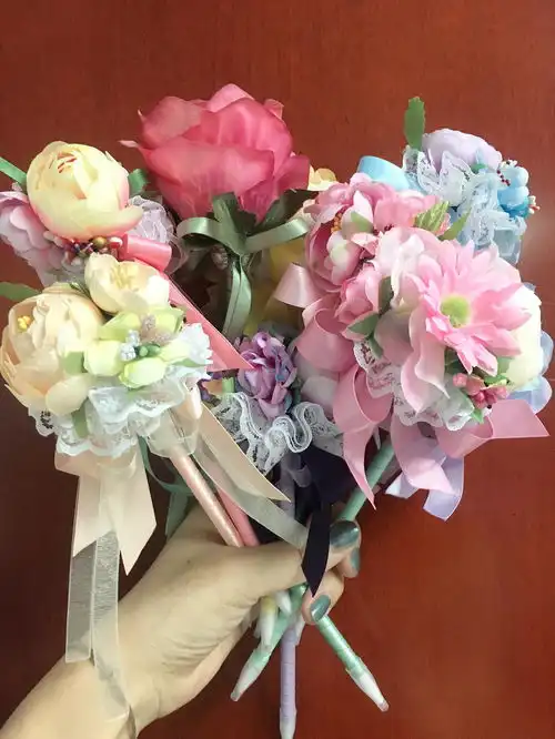  琪姐的手工鲜花笔很美