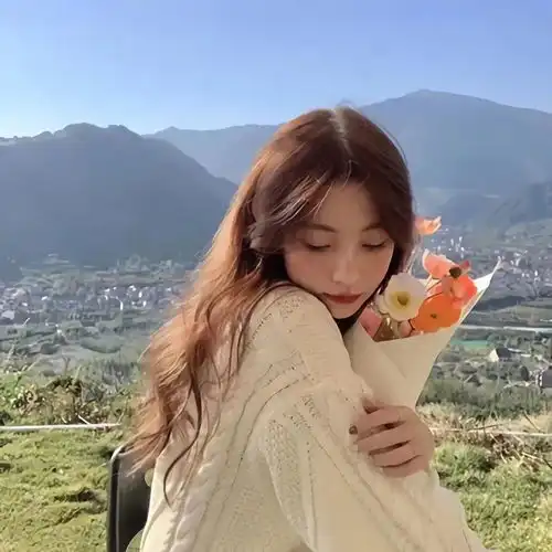  喜欢这样干净无瑕的头像