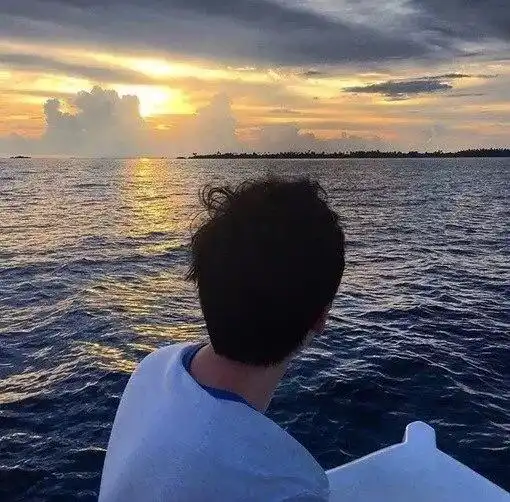  阿秋小心从众心理暗示心理,让轻度抑郁症变成重度抑郁症