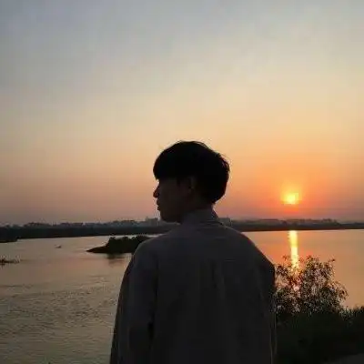  2023温柔陪伴情侣头像