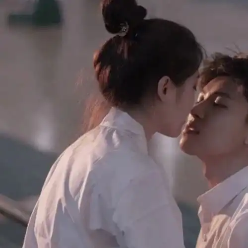  祝你岁月无波澜,敬我余生不悲观腾讯新闻