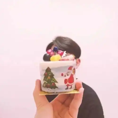  自你离开以后,我也并未爱上别人,因为哪一个都不是你roly