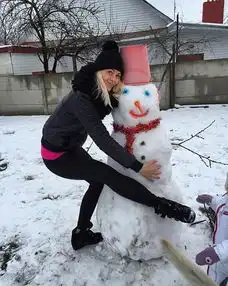  英国单身汉痴情乌克兰美女却感情金钱皆落空