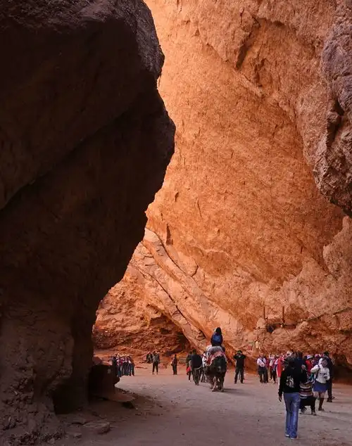  库车天山神秘大峡谷