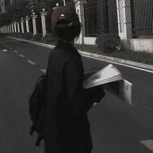  女生头像不能说自己平平无奇,我们都是独一无二