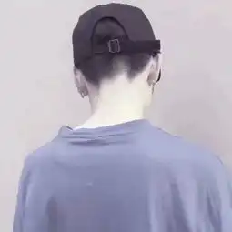  男生头像背影伤感霸气2020泪水成就未来