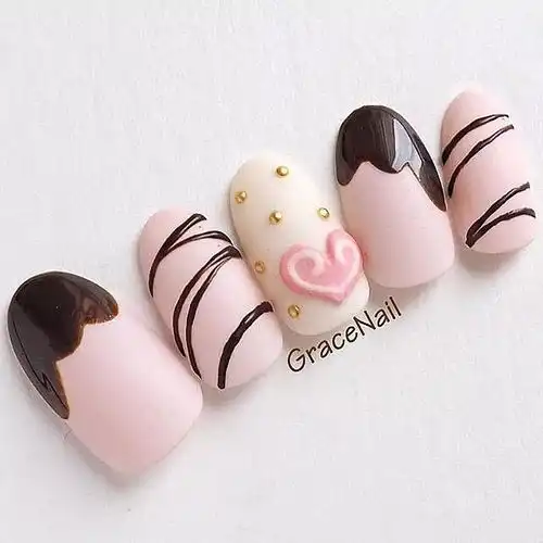  情人节做什么美甲