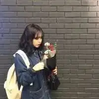  情侣头像一左一右幸福甜蜜我穿最美的婚纱嫁你