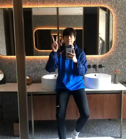  继沈腾后,芭莎主编也锤了杨幂魏大勋恋情正策划两人情侣刊就此公开