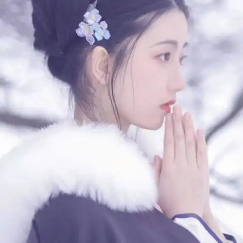  古风真人女头像